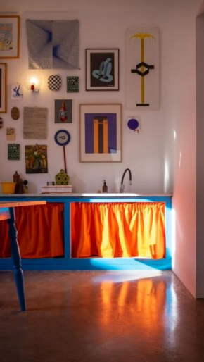 Hektor - farm, arts & suites